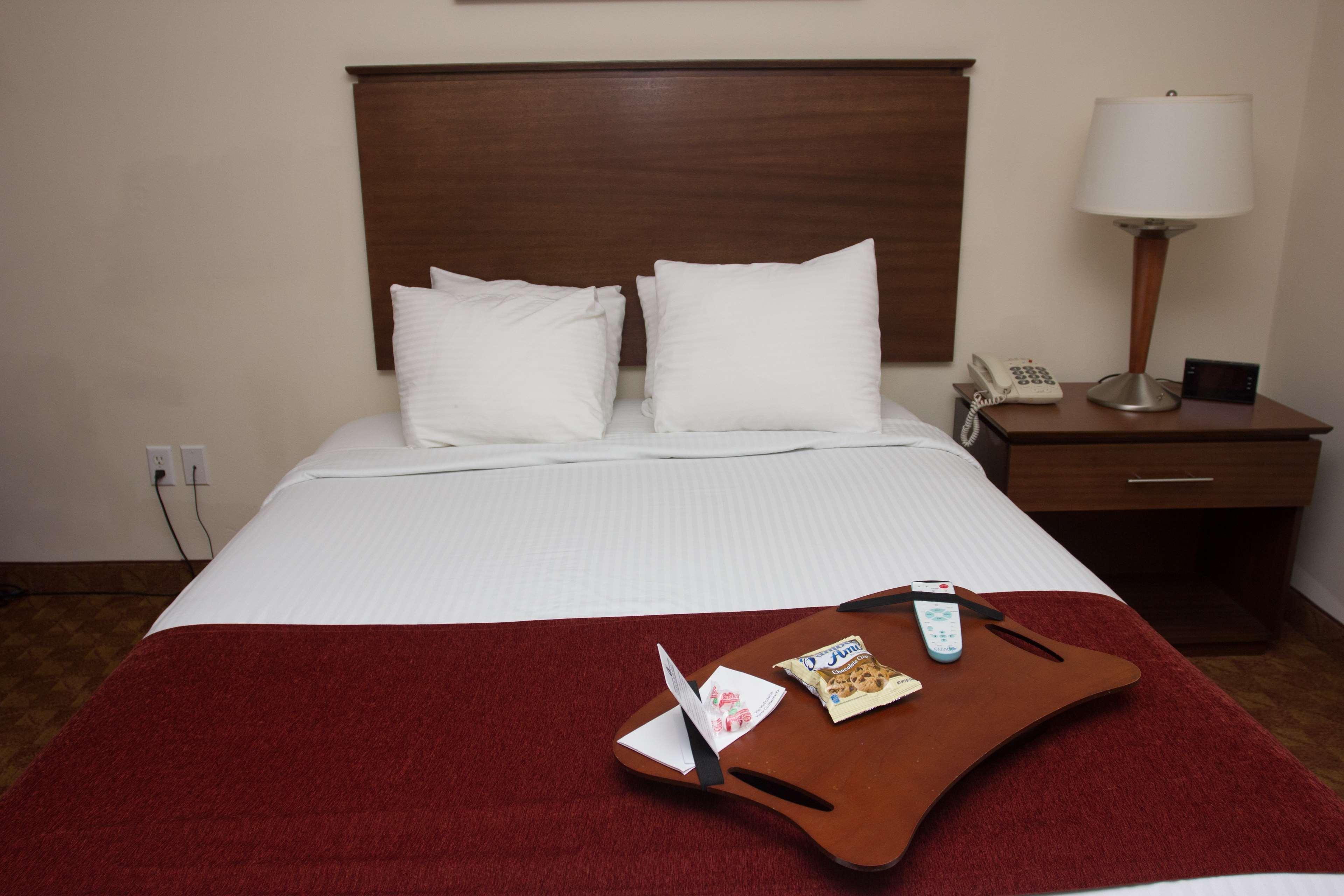 Best Western Lakewood Inn Hebron Exterior foto